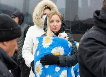 A Ukrainian woman waiting in line at the Palanca-Maiaki-Udobnoe border crossing point, between the Republic of Moldova and Ukraine, 1 March 2022.